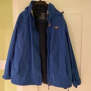 L.L.Bean size: M color: blue